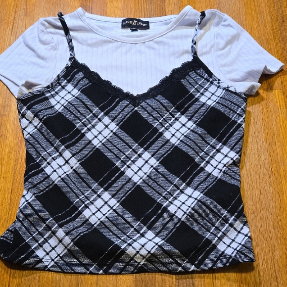 Almost Famous Women Medium Black White Plaid Camisole Short Sleeve Y2K Shirt - Picture 1 of 15